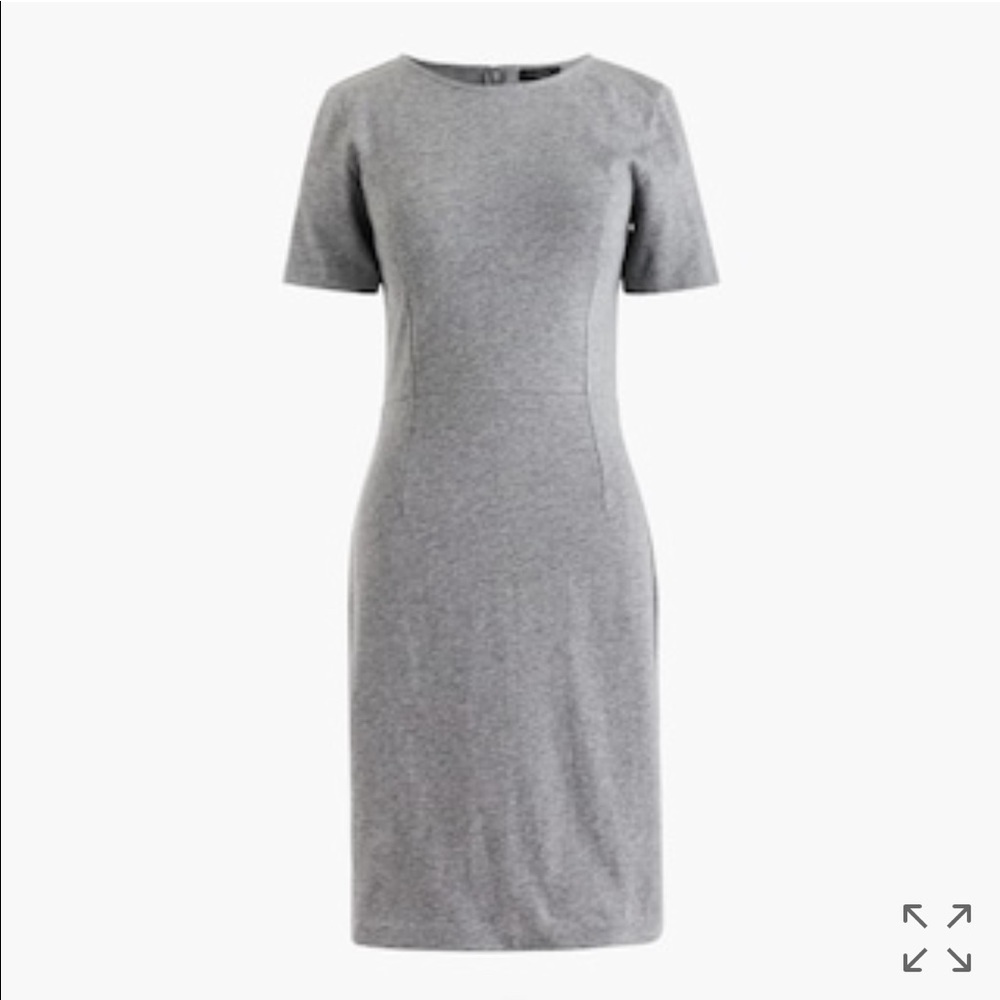 Short-sleeve dress